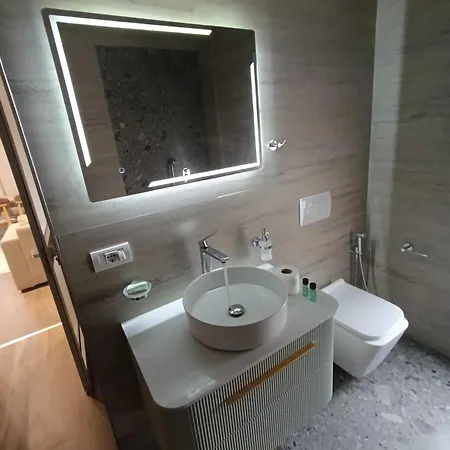 Peleus -suite 1 Apart Otel Tiran