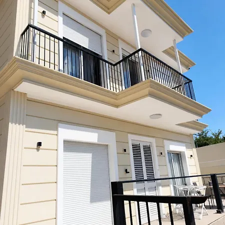 Apart Otel Peleus -suite 1 Tiran